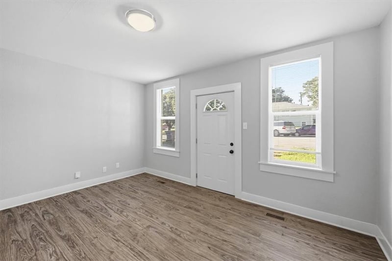 621 Kiowa St, Leavenworth, KS 66048
