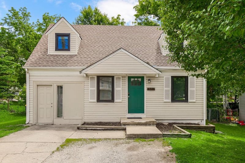4335 N Oak Trafficway, North Kansas City, MO 64116