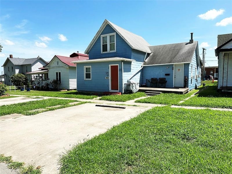124 3rd Ave, Garnett, KS 66032