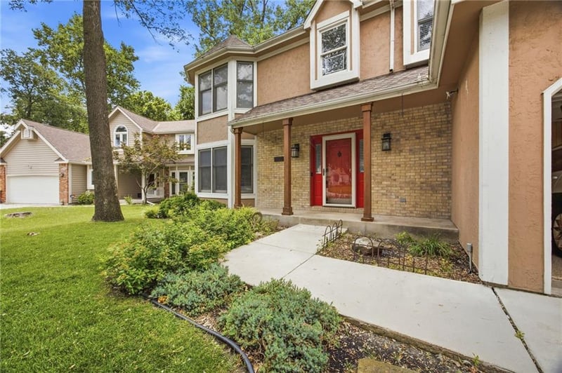 6220 Indiana Ave, Kansas City, MO 64119