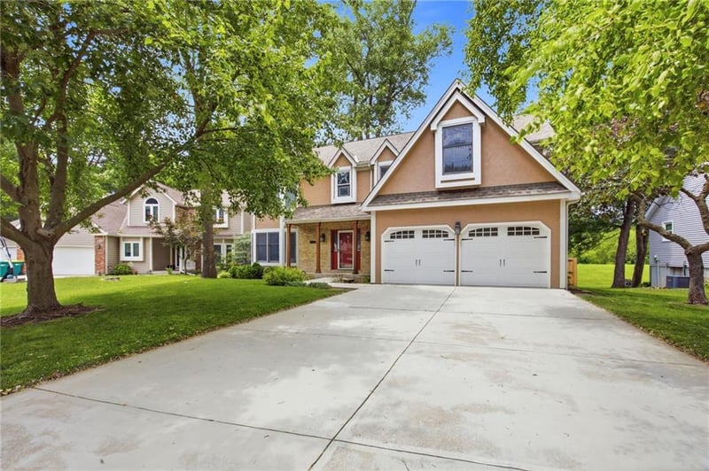 6220 Indiana Ave, Kansas City, MO 64119