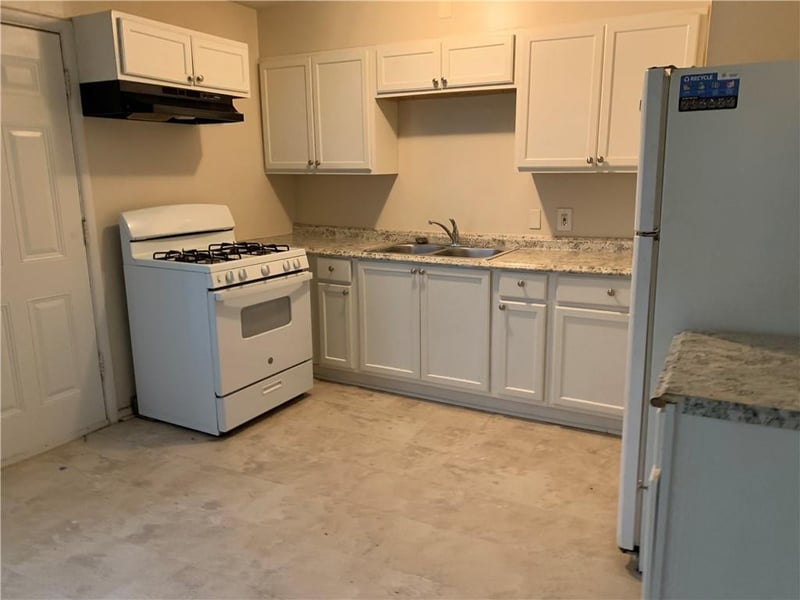 11417 Sycamore Ter, Kansas City, MO 64134