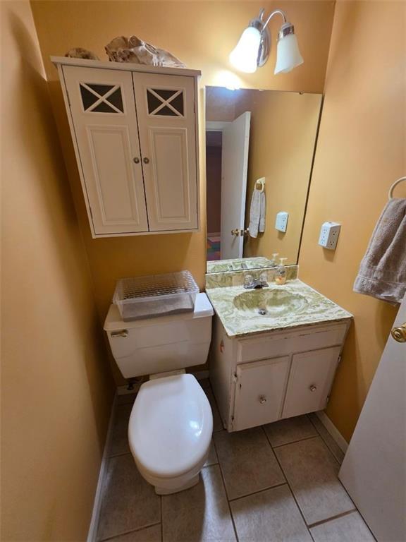 1903 Lindenwood Cir, Olathe, KS 66062