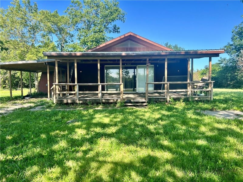 1065 230th St, Fort Scott, KS 66701