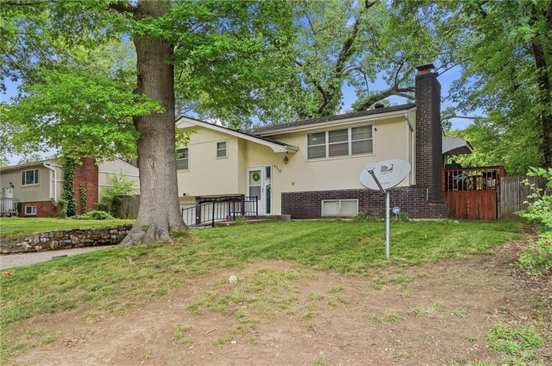 6710 Cleveland Ave, Kansas City, KS 66104