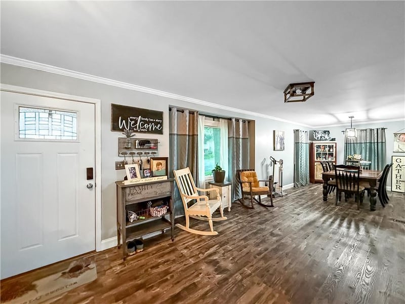 500 33rd St, Higginsville, MO 64037