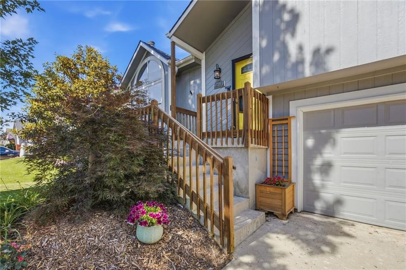 17210 Walter St, Gardner, KS 66030