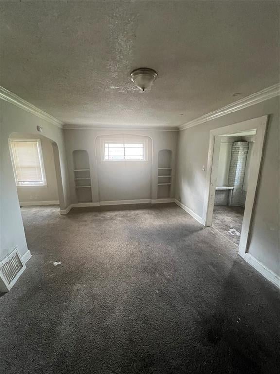 2217 67th Ter, Kansas City, MO 64132
