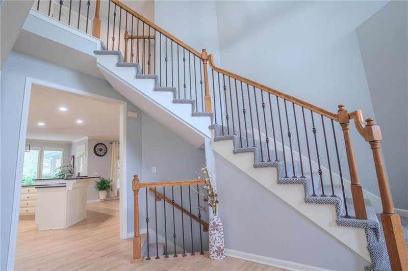 13918 Parkhill St, Overland Park, KS 66221