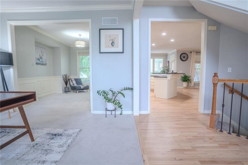 13918 Parkhill St, Overland Park, KS 66221