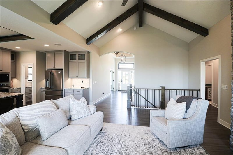 4720 Freehold Dr, Lee's Summit, MO 64064