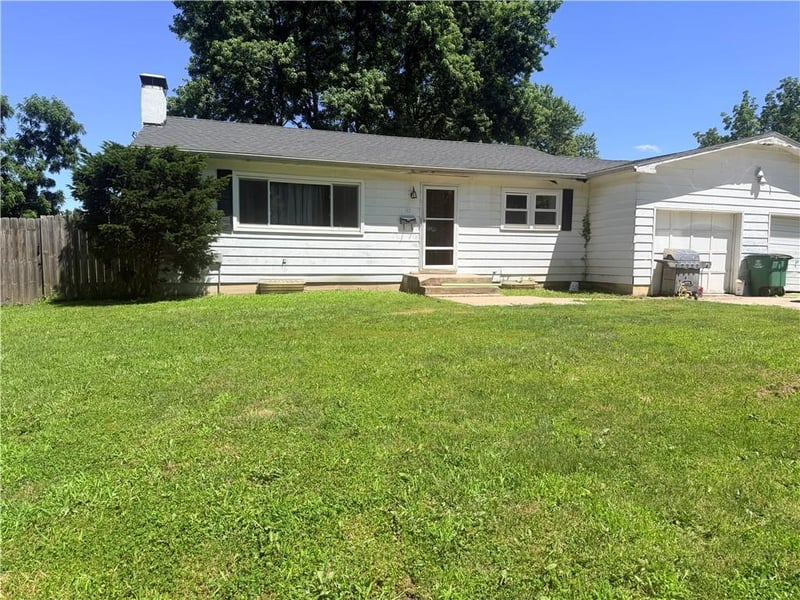 502 Wooden Ave, Braymer, MO 64624