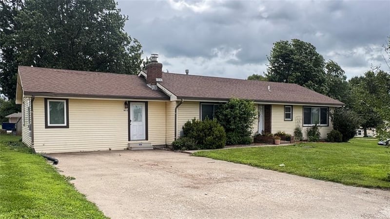 506 Prairie St, Highland, KS 66035