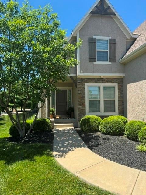 8608 165 Pl, Overland Park, KS 66085