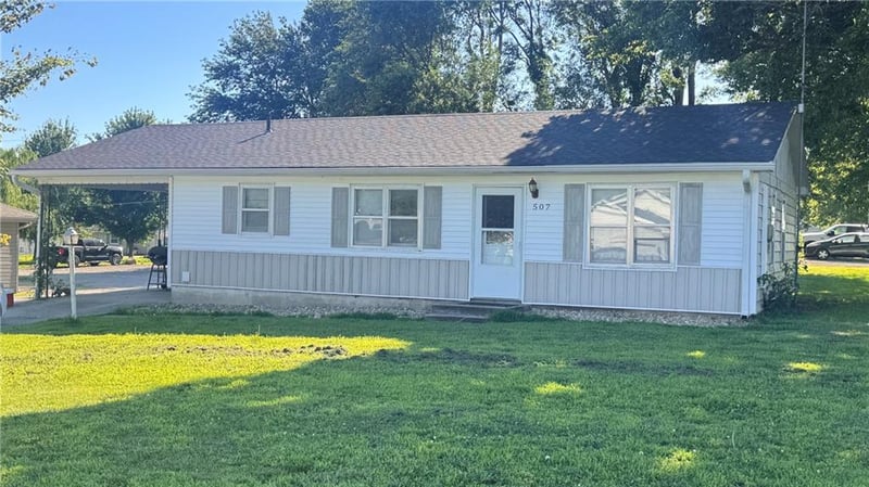 507 Elmira St, Highland, KS 66035