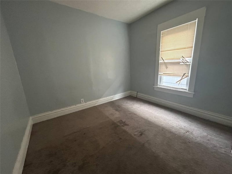 1037 Sandusky Ave, Kansas City, KS 66102