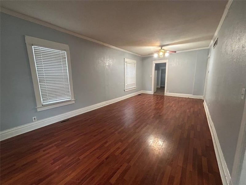 1037 Sandusky Ave, Kansas City, KS 66102