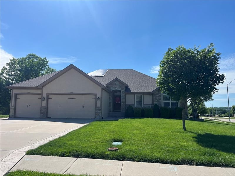 21413 E 32nd Ter S, Independence, MO 64057