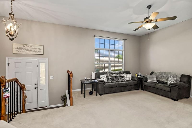 4709 Edgehill St, Leavenworth, KS 66048