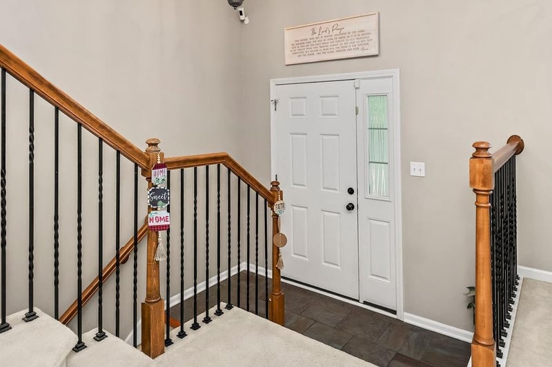 4709 Edgehill St, Leavenworth, KS 66048