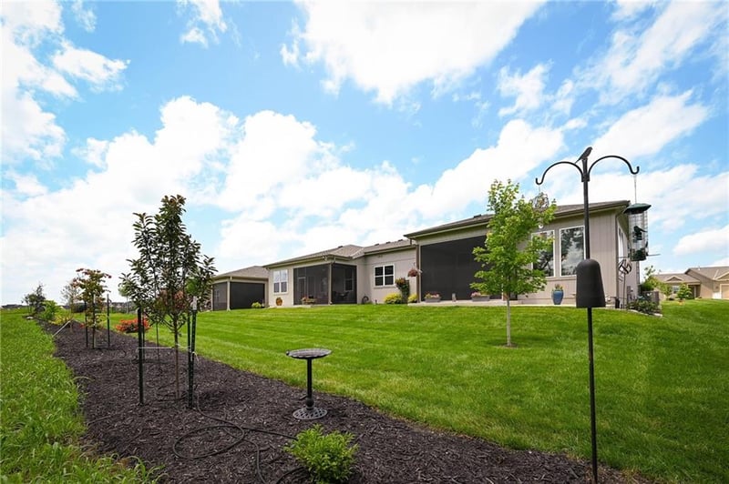 24969 94th Pl, Lenexa, KS 66227