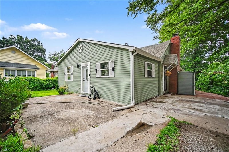 318 Lynn St, Independence, MO 64050