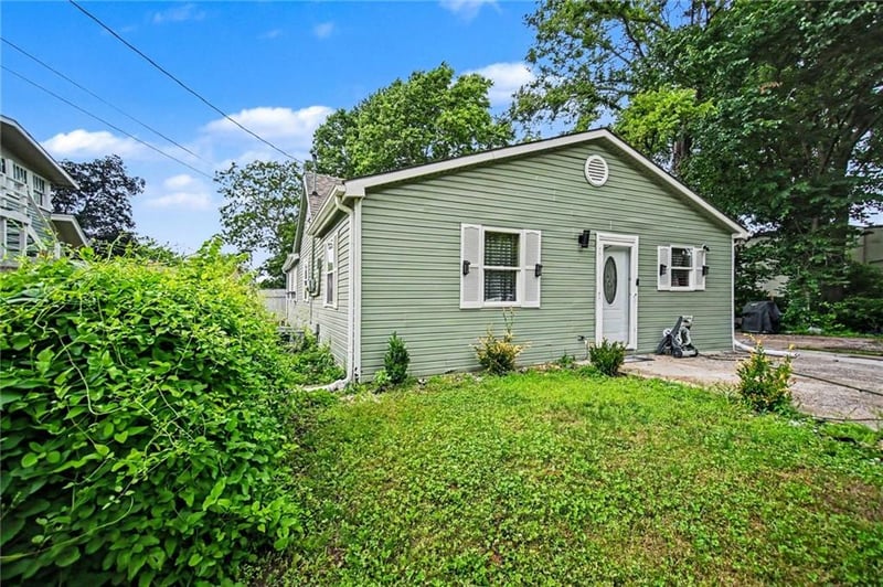 318 Lynn St, Independence, MO 64050