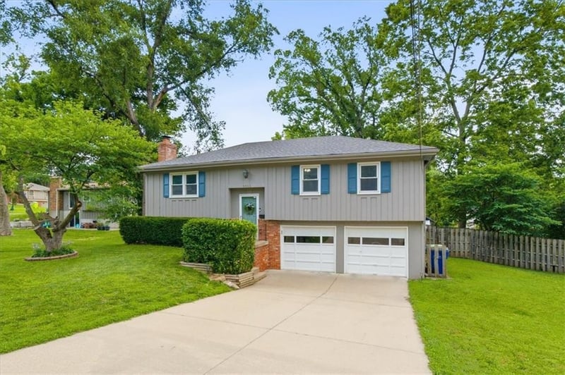5503 Perry Ave, Merriam, KS 66203