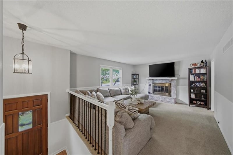 5503 Perry Ave, Merriam, KS 66203