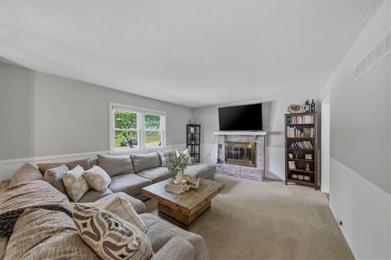 5503 Perry Ave, Merriam, KS 66203