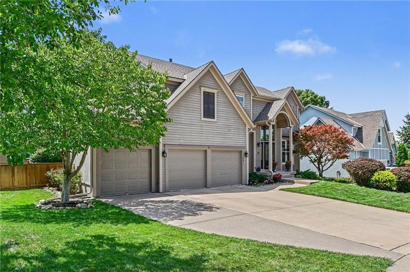13891 Kaw St, Olathe, KS 66062