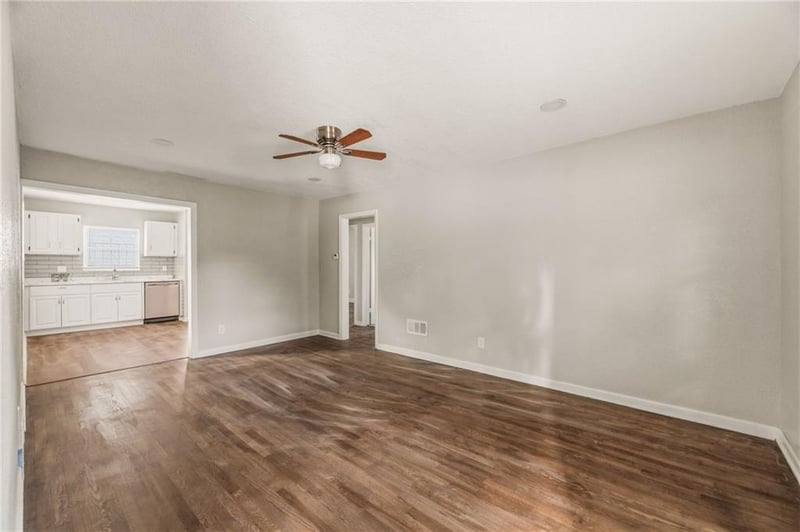 2300 55th St, Kansas City, MO 64130