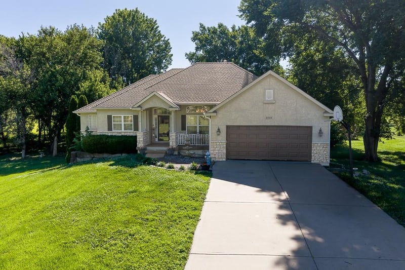 3935 125th St, Kansas City, KS 66109