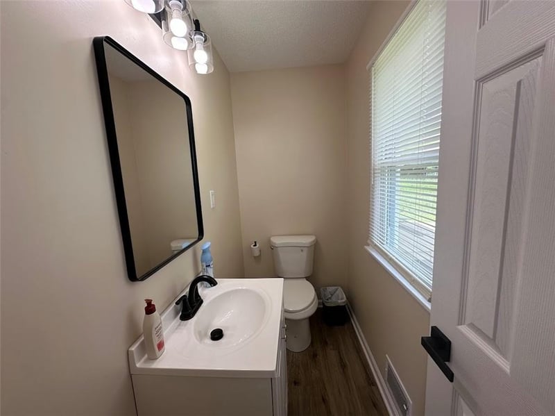 7337 Norton Ave, Kansas City, MO 64132