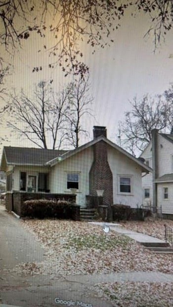 3239 E 29 St, Kansas City, MO 64128