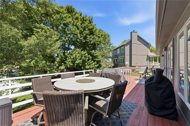 1000 Sherman Pw, Belton, MO 64012
