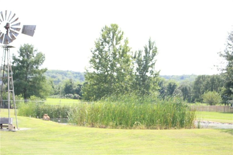22215 Parallel Rd, Tonganoxie, KS 66086
