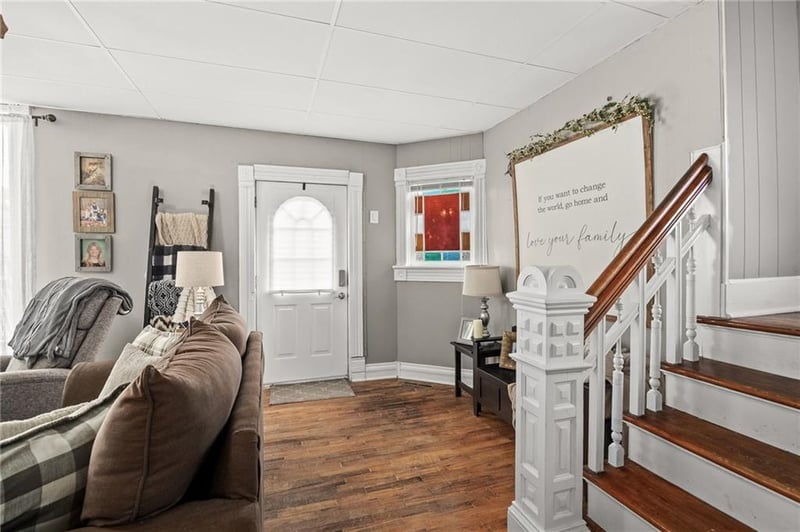 500 W Nodaway St, Oregon, MO 64473