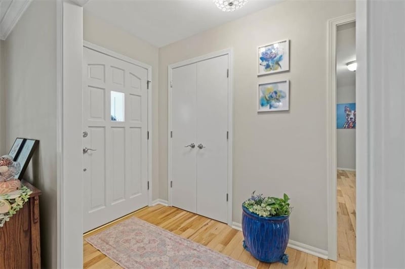 5133 Ballentine St, Shawnee, KS 66203