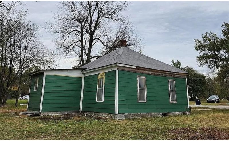 939 Wyandotte Ave, Baxter Springs, KS 66713