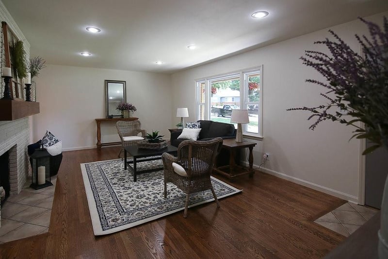 5501 70th Ter, Prairie Village, KS 66208