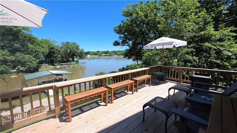 72504 Leisure Lake Dr, Trenton, MO 64683