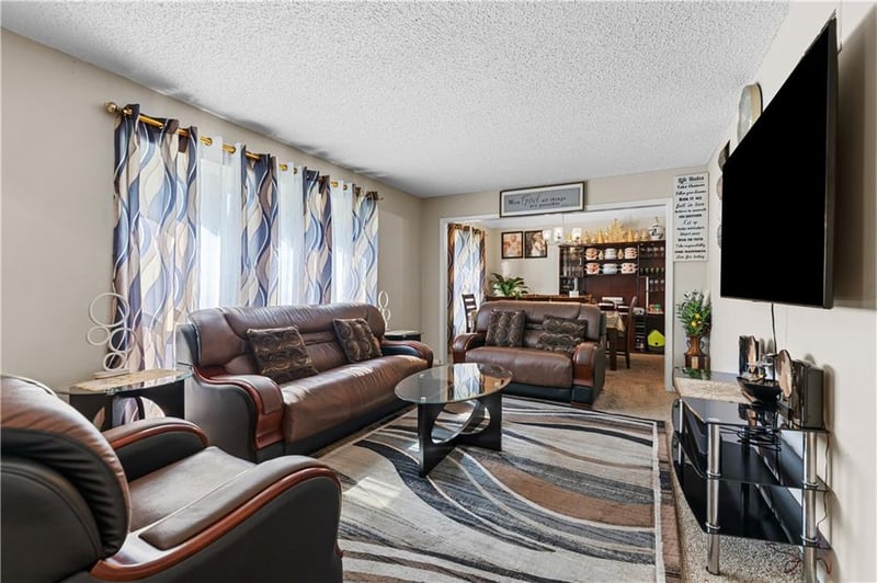 7732 Westgate Dr, Lenexa, KS 66216