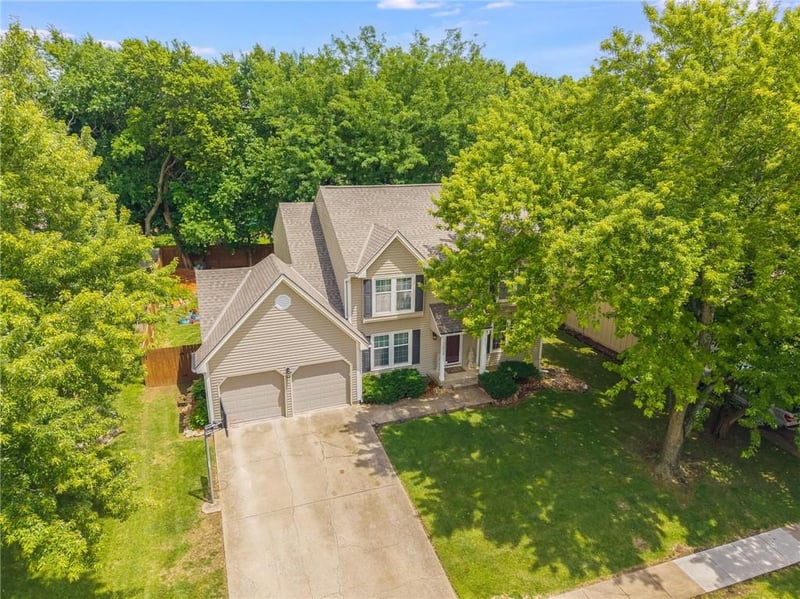 11629 Bond St, Overland Park, KS 66210