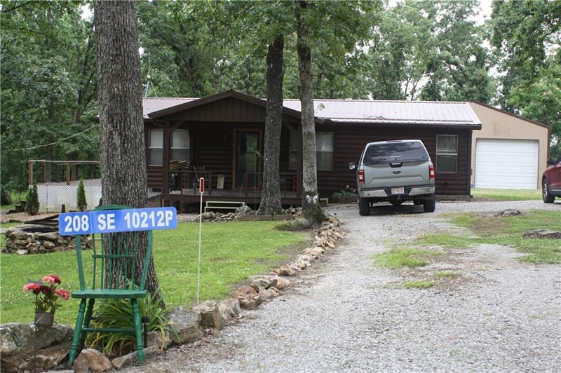 208 SE 10212 P Ln, Deepwater, MO 64740