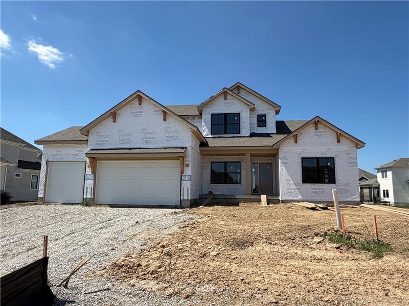 3024 102nd St, Kansas City, MO 64155