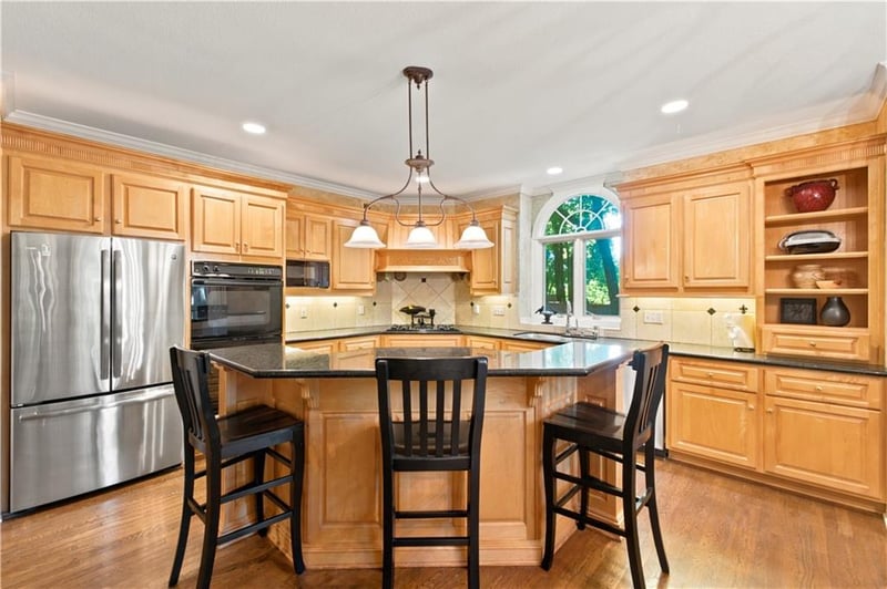 11401 141st St, Overland Park, KS 66221
