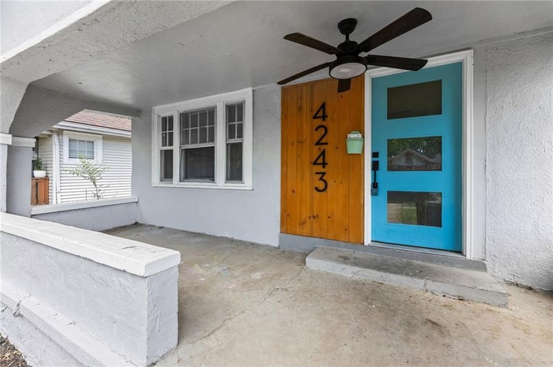 4243 Agnes Ave, Kansas City, MO 64130