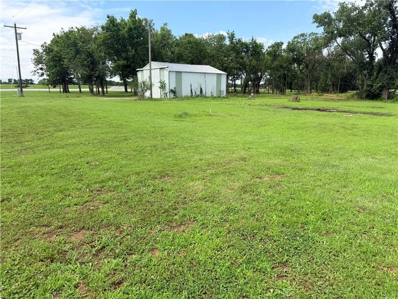 20156 43 Hw, Moundville, MO 64771