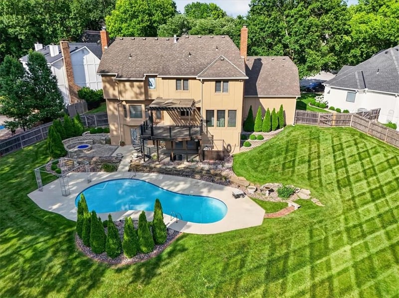 6150 Mattox Rd, Kansas City, MO 64151